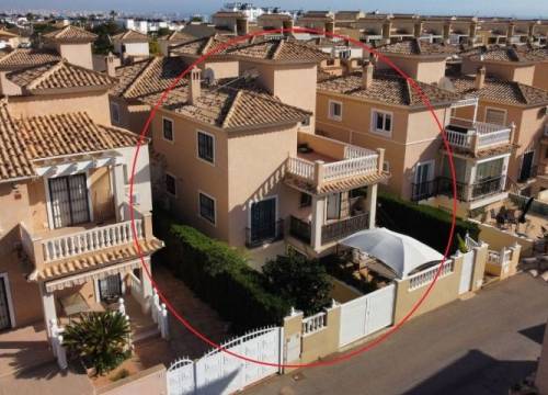 Chalet - Venta - Los Altos - Los Altos