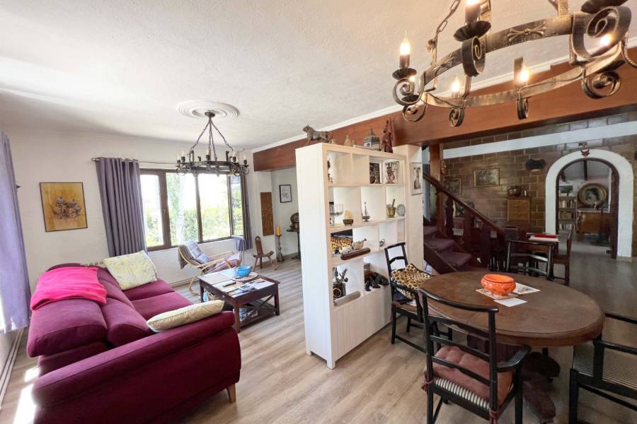 Venta - Casa de campo - Petrer