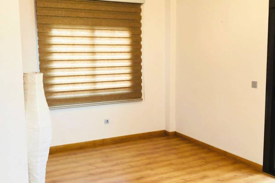 Re-sale - Villa - Aspe