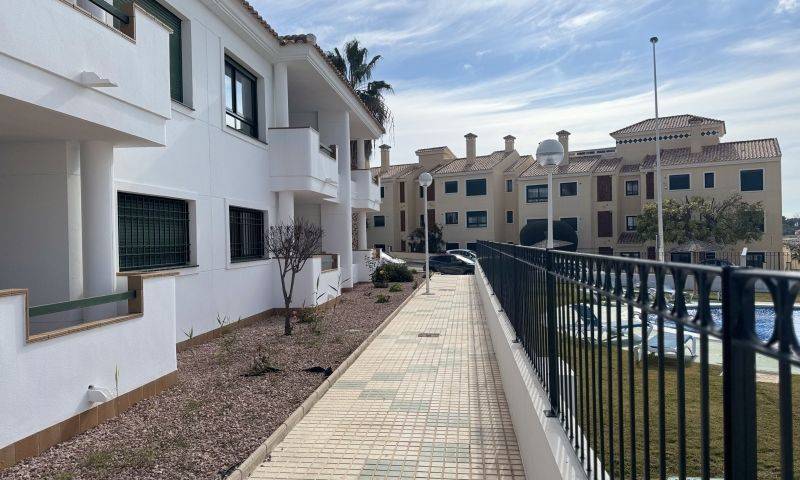 Re-sale - Apartment - Villamartin - Campoamor golf resort