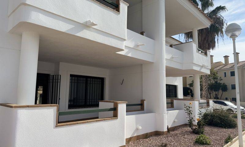 Re-sale - Apartment - Villamartin - Campoamor golf resort