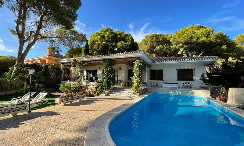 Re-sale - Villa - Campoamor