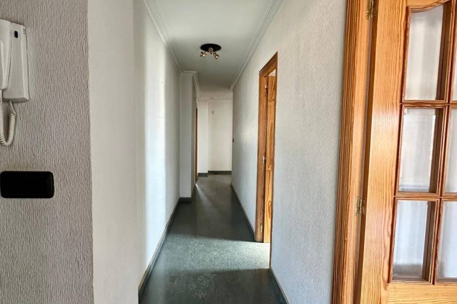 Re-sale - Flat - Monforte Del Cid