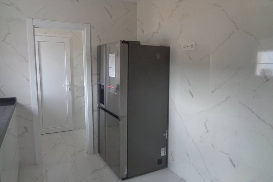 Obra Nueva - Chalet - Pinoso