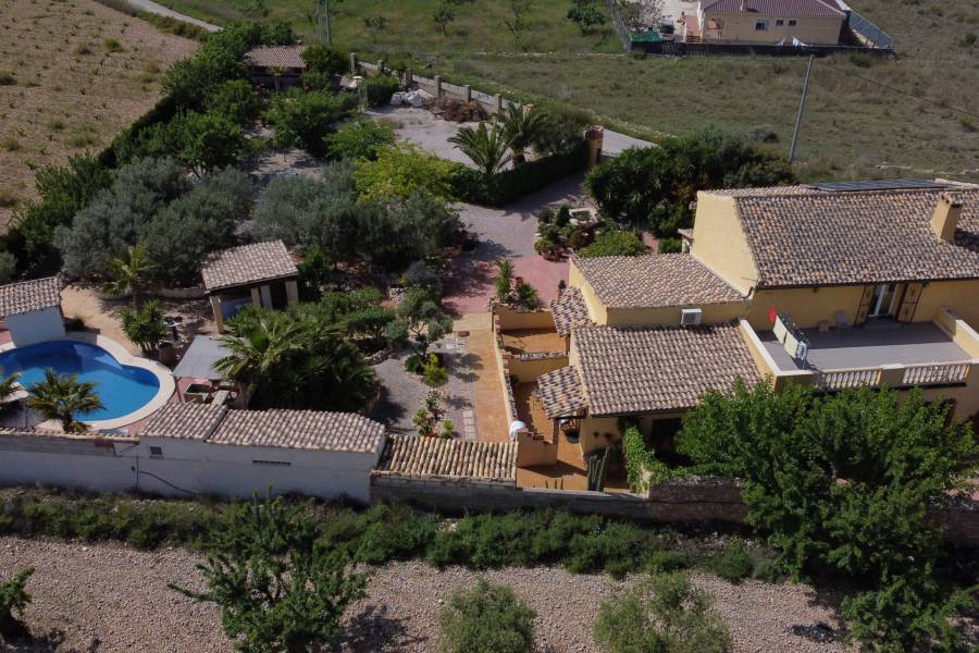 Re-sale - Country house - Barbarroja