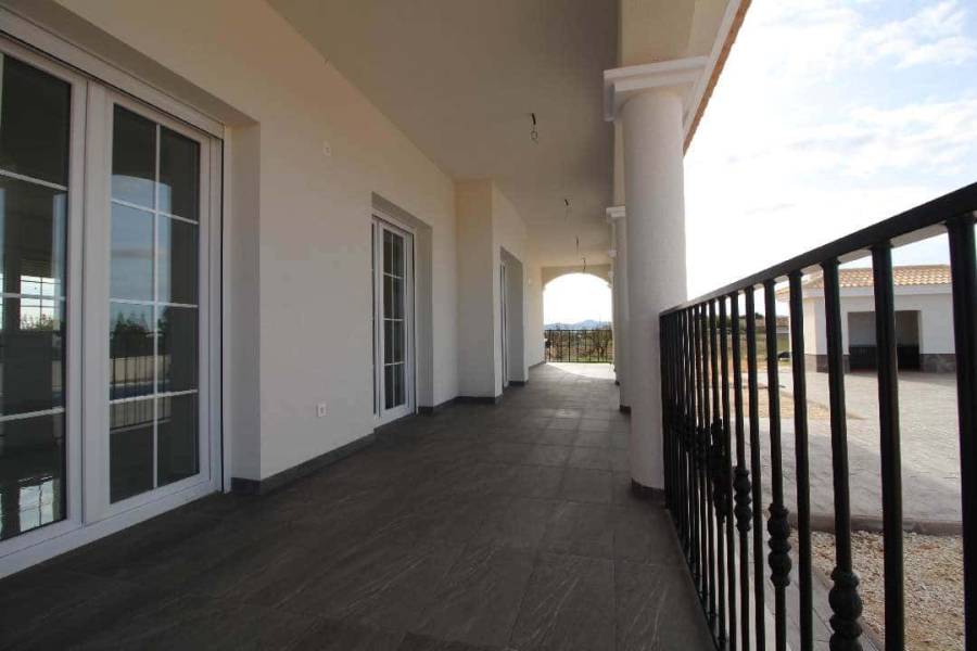 Obra Nueva - Chalet - Pinoso