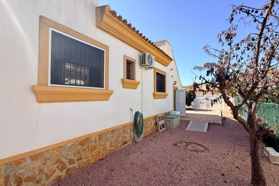 Re-sale - Villa - Hondon De Las Nieves - La Montañosa