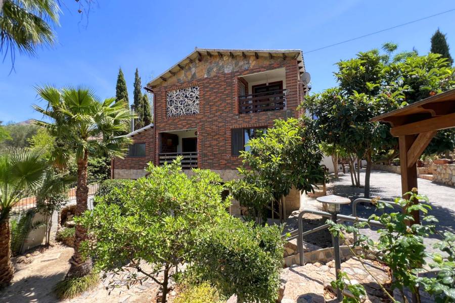 Venta - Casa de campo - Petrer