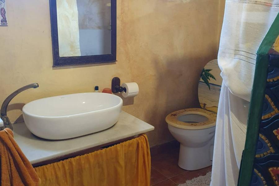 Re-sale - Country house - Hondon De Las Nieves