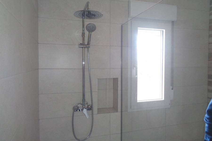 Obra Nueva - Chalet - Pinoso