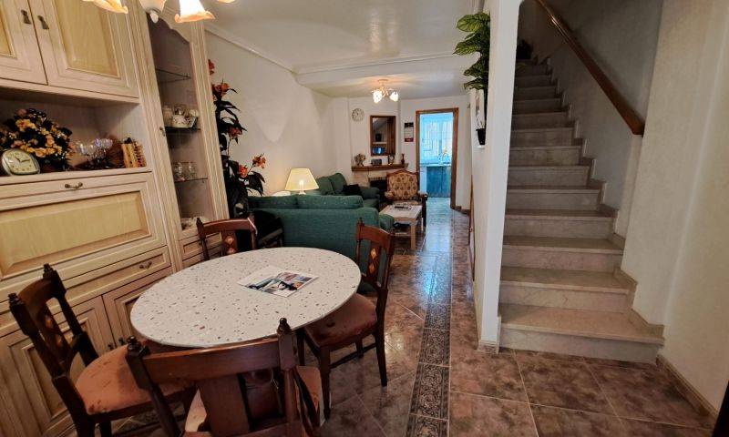 Re-sale - Duplex - Playa Flamenca - Alicante