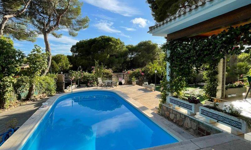 Re-sale - Villa - Campoamor