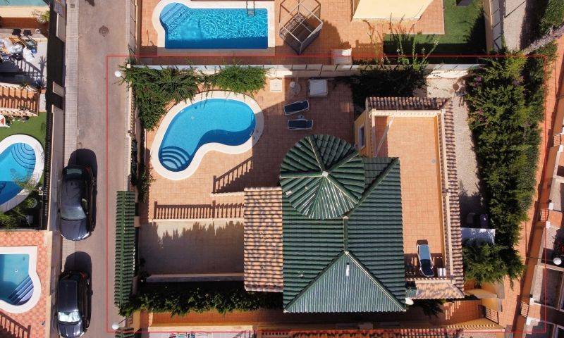 Re-sale - Villa - Villamartin