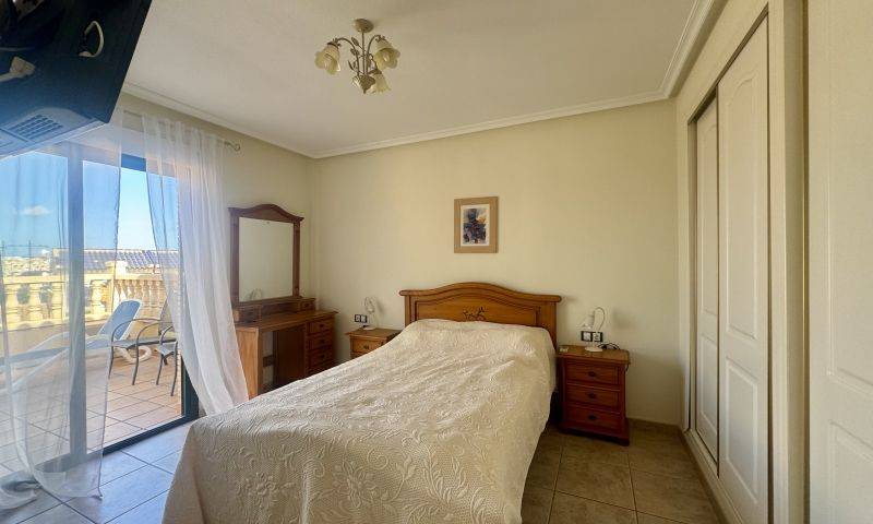 Re-sale - Villa - Villamartin