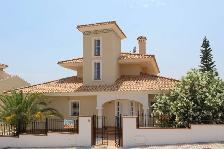 Re-sale - Villa - Villamartin - Campoamor golf resort