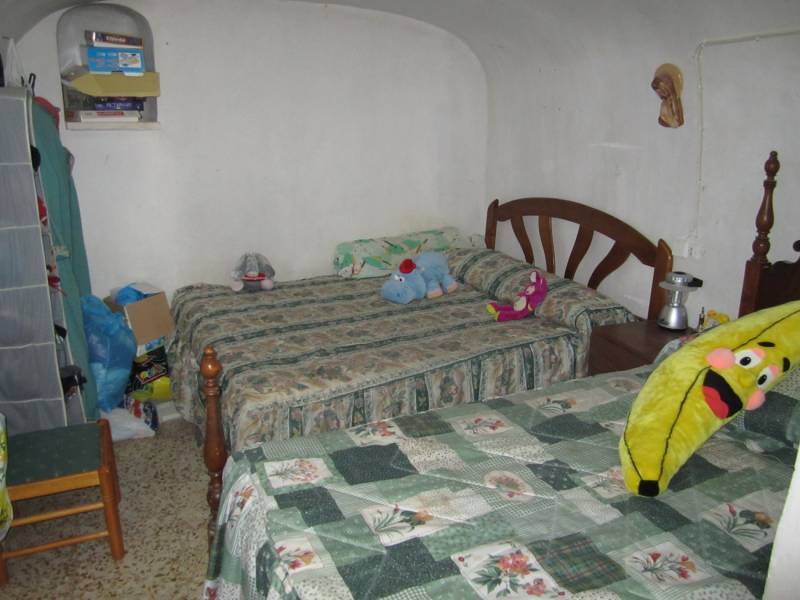 Re-sale - Cave house - Novelda