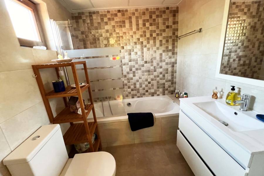 Venta - Casa de campo - Petrer