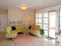 Re-sale - Villa - Villamartin - Campoamor golf resort