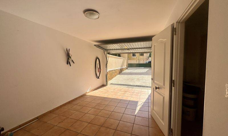 Re-sale - Villa - Villamartin