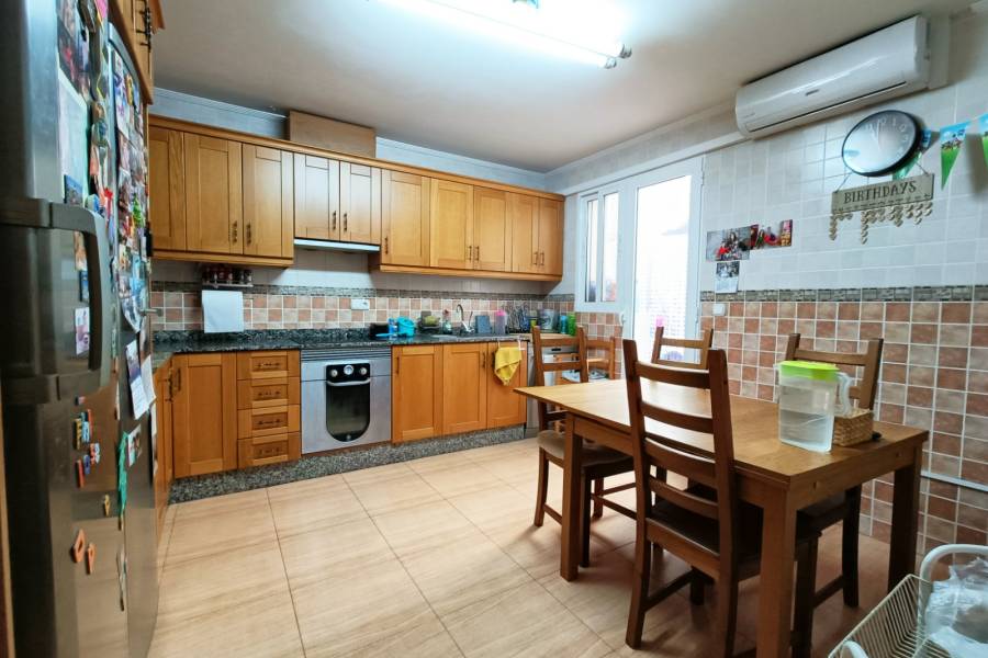 Re-sale - Villa - Hondon De Los Frailes