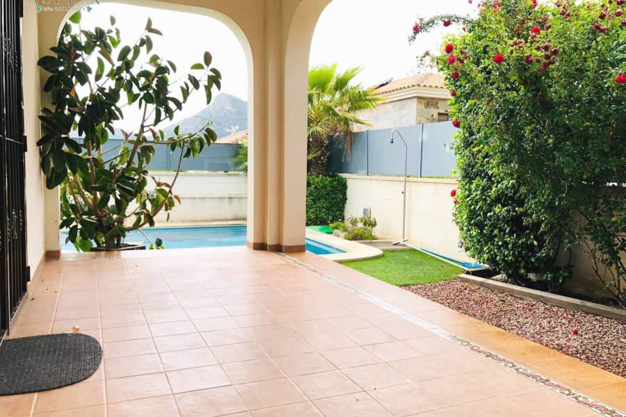 Re-sale - Villa - Aspe