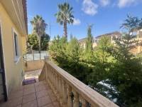 Re-sale - Villa - Villamartin