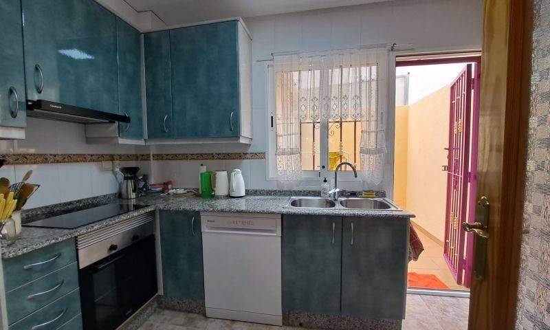 Re-sale - Duplex - Playa Flamenca - Alicante
