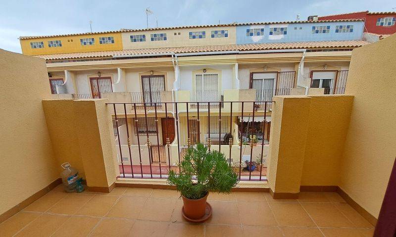 Re-sale - Duplex - Playa Flamenca - Alicante