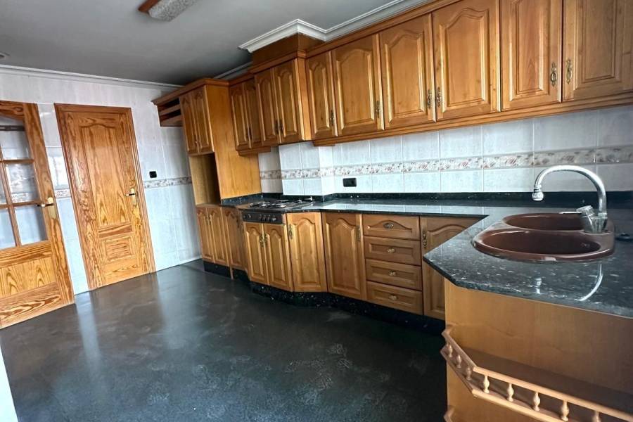 Re-sale - Flat - Monforte Del Cid