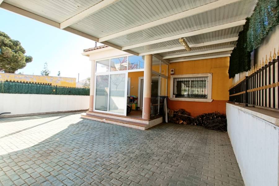 Re-sale - Villa - Hondon De Los Frailes