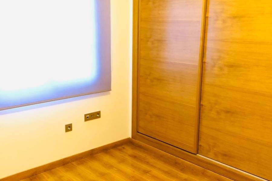Re-sale - Villa - Aspe