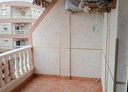 Apartment - Re-sale - Torrevieja - Torrevieja