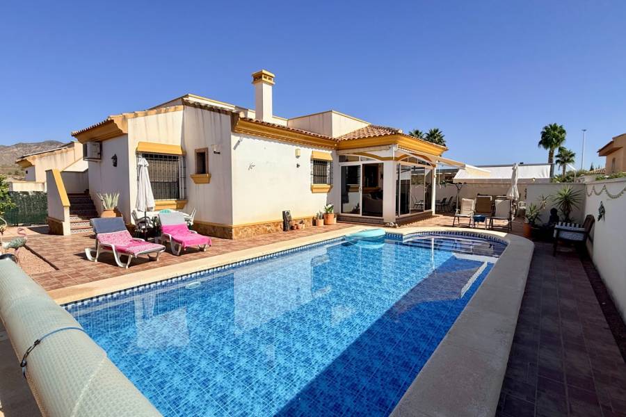 Re-sale - Villa - Hondon De Las Nieves - La Montañosa