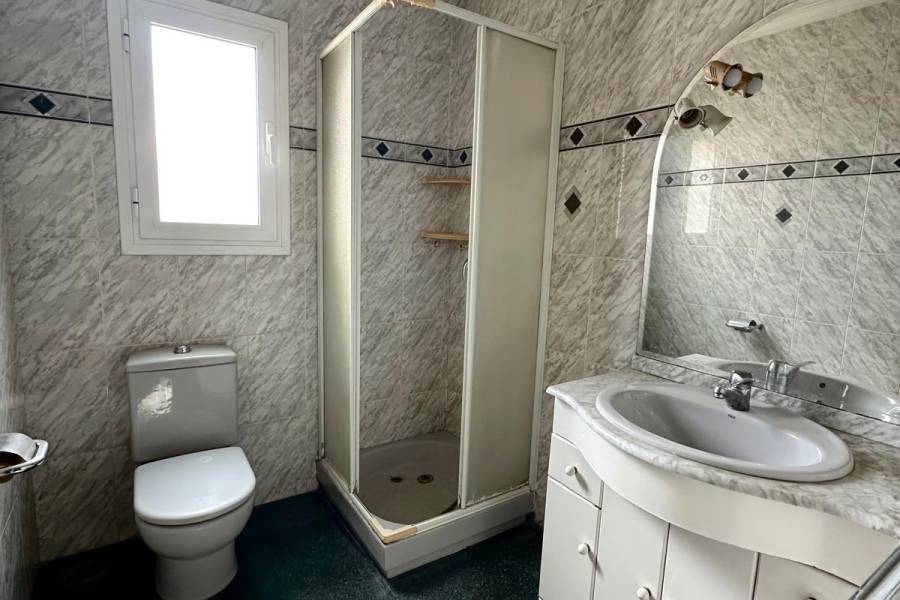 Re-sale - Flat - Monforte Del Cid