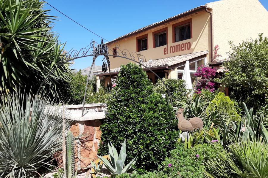 Re-sale - Country house - Barbarroja