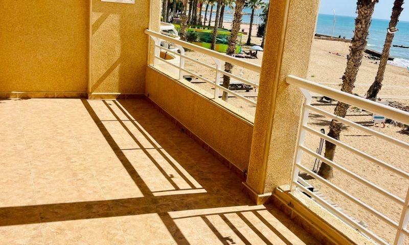 Re-sale - Apartment - Torrevieja - La Mata