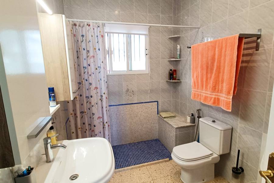 Re-sale - Country house - Hondon De Los Frailes - BARBAROJA