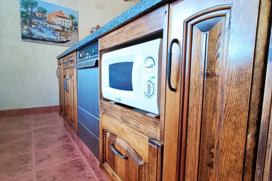 Re-sale - Country house - Hondon De Los Frailes