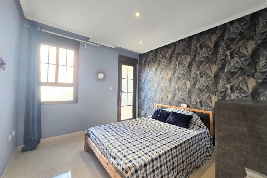 Re-sale - Flat - Hondon De Las Nieves - LA CANALOSA