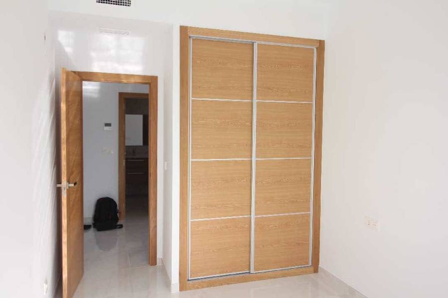 Obra Nueva - Chalet - Pinoso