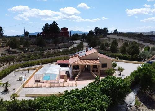 Country house - Re-sale - Pinoso - Pinoso