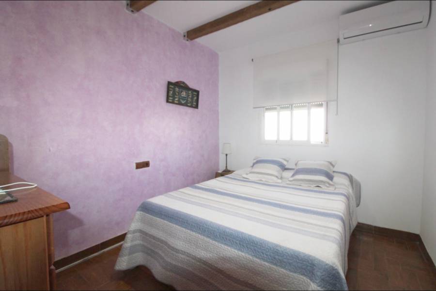 Re-sale - Country house - Hondon De Los Frailes