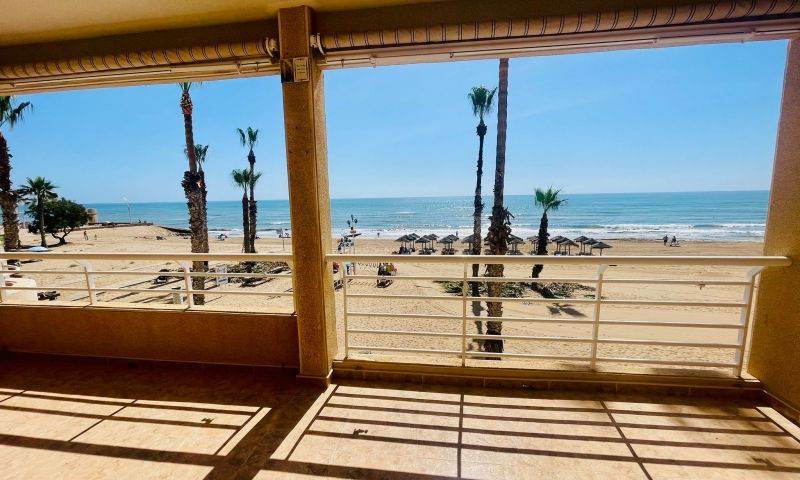 Re-sale - Apartment - Torrevieja - La Mata