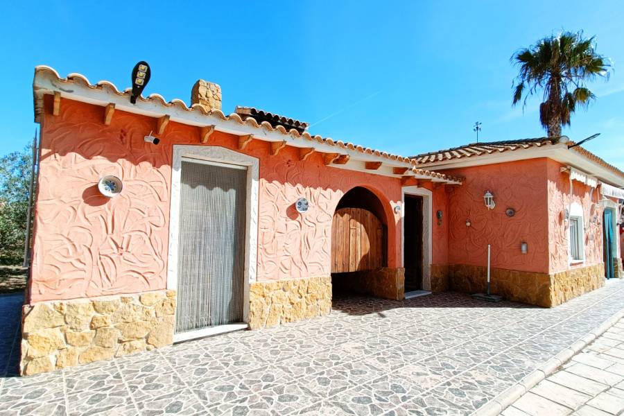 Re-sale - Country house - Hondon De Los Frailes