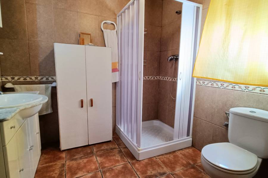 Re-sale - Country house - Hondon De Los Frailes