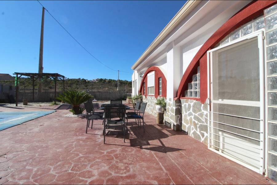 Re-sale - Country house - Hondon De Los Frailes