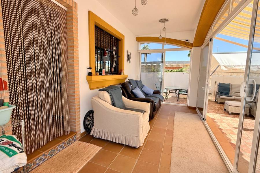 Re-sale - Villa - Hondon De Las Nieves - La Montañosa