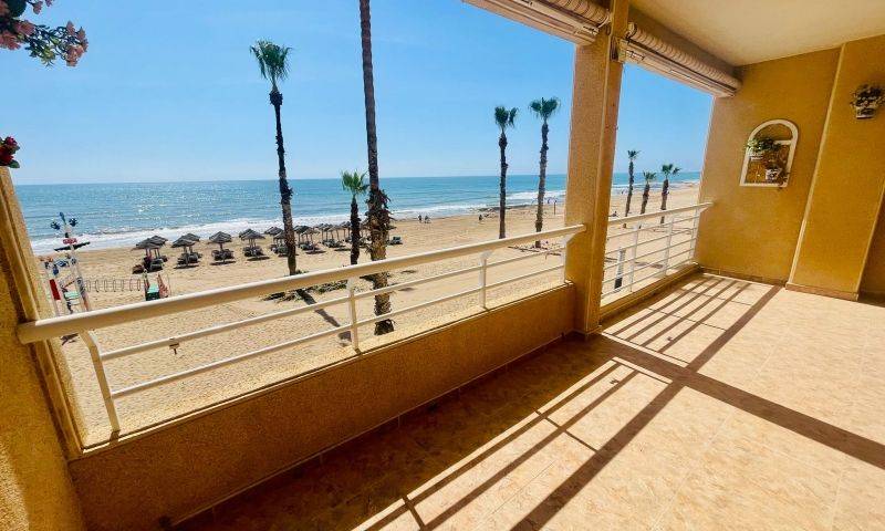 Re-sale - Apartment - Torrevieja - La Mata