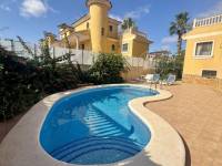 Re-sale - Villa - Villamartin