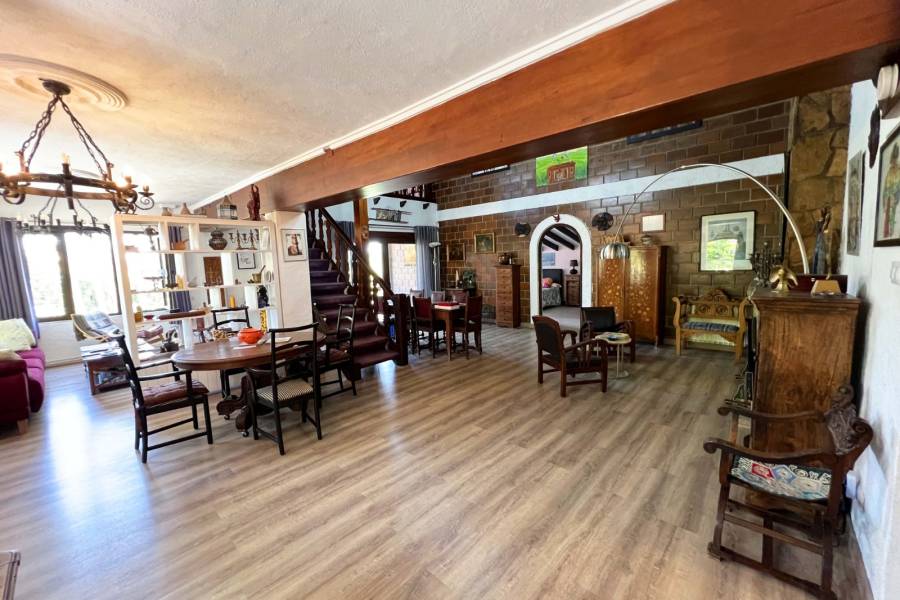 Venta - Casa de campo - Petrer